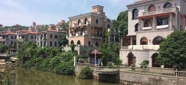 Tongsheng Lake white bamboo water township